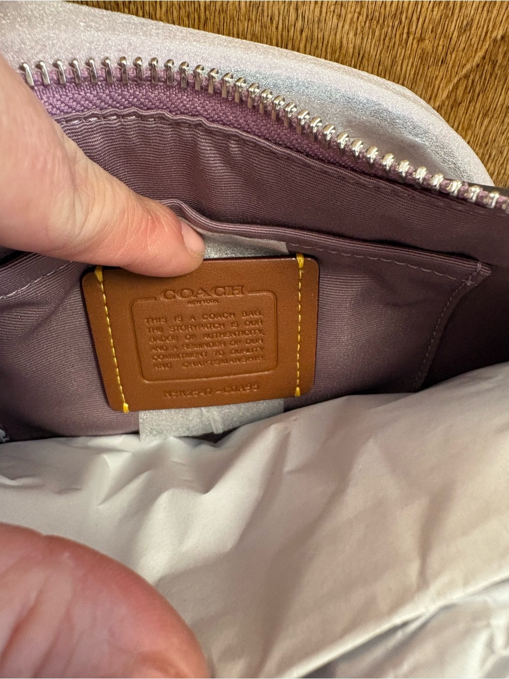 NWT Coach suede Ashton - Picture 3 of 6